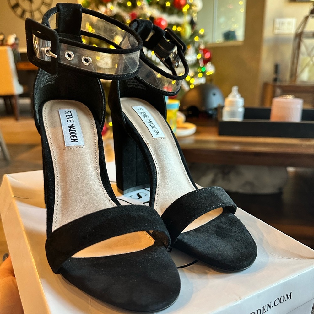 Steve Madden Cecilia Black Sued heels